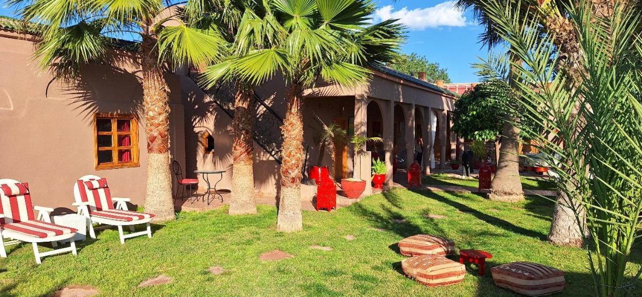 Jenny Lynn Hotel Tazrou Bagian luar foto