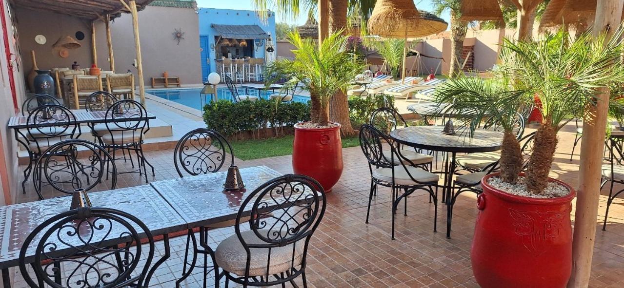 Jenny Lynn Hotel Tazrou Bagian luar foto