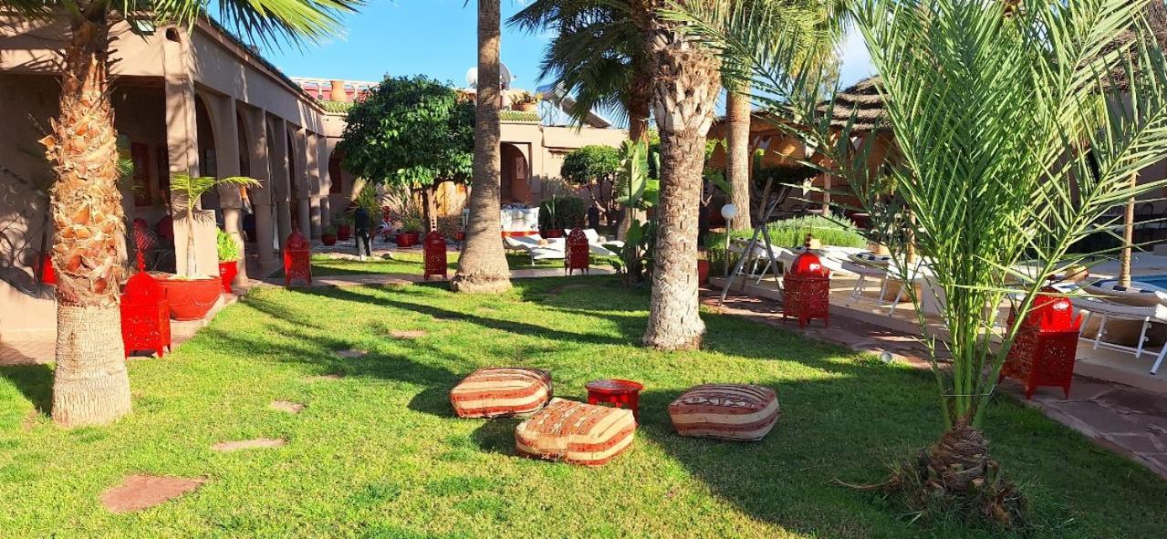 Jenny Lynn Hotel Tazrou Bagian luar foto