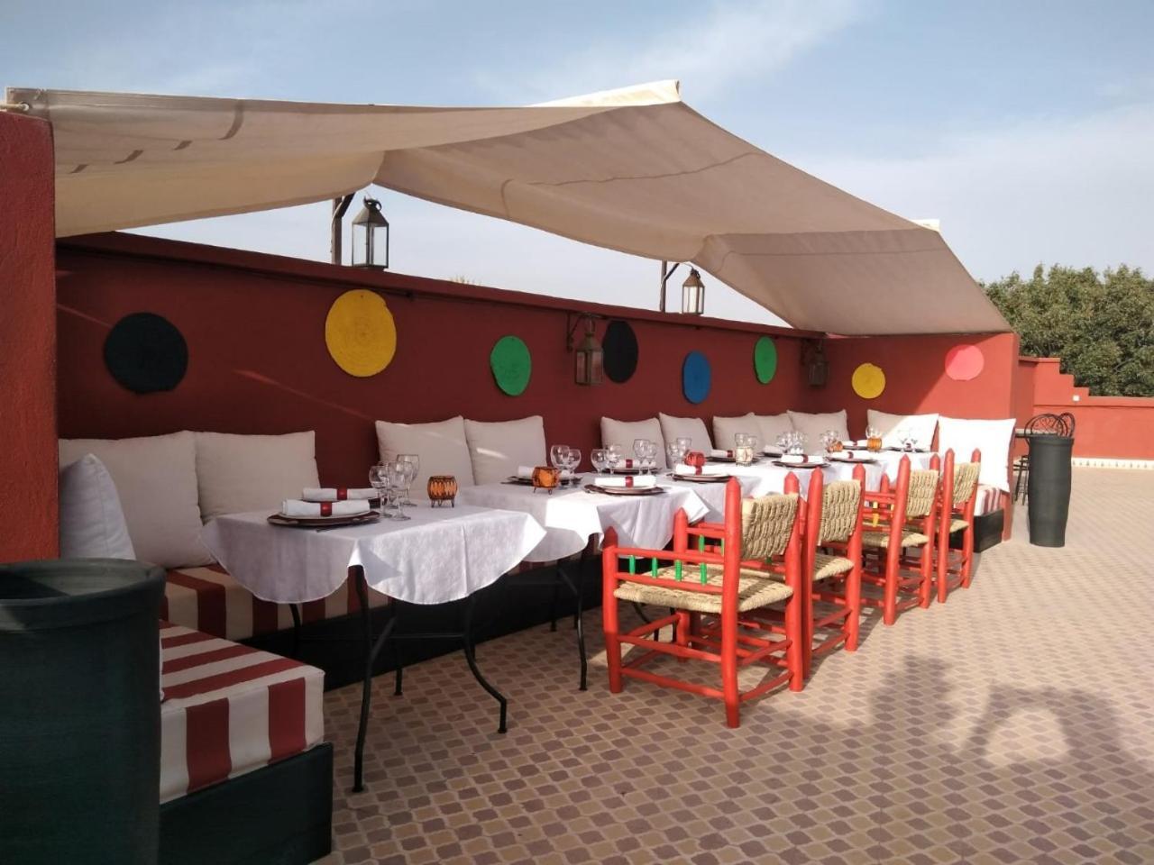 Jenny Lynn Hotel Tazrou Bagian luar foto