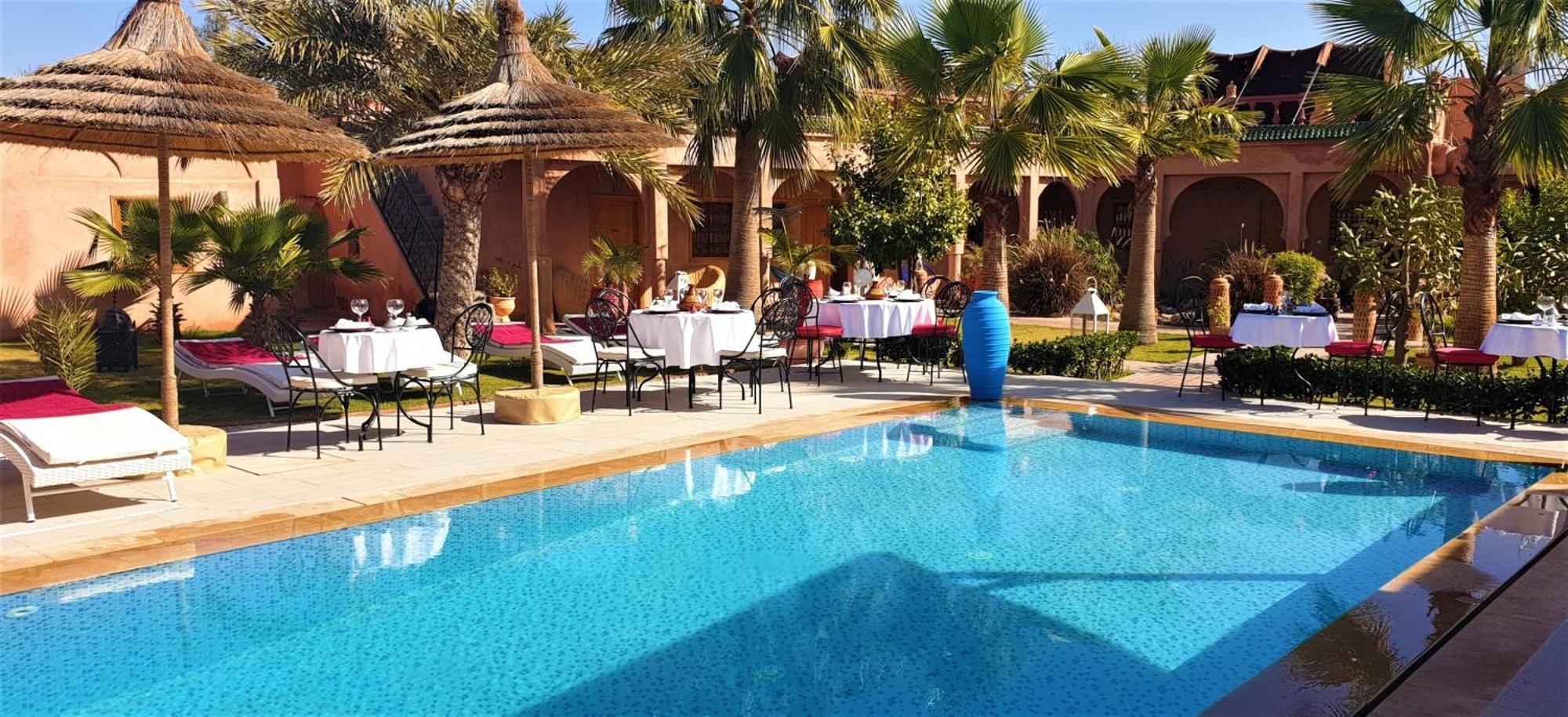 Jenny Lynn Hotel Tazrou Bagian luar foto