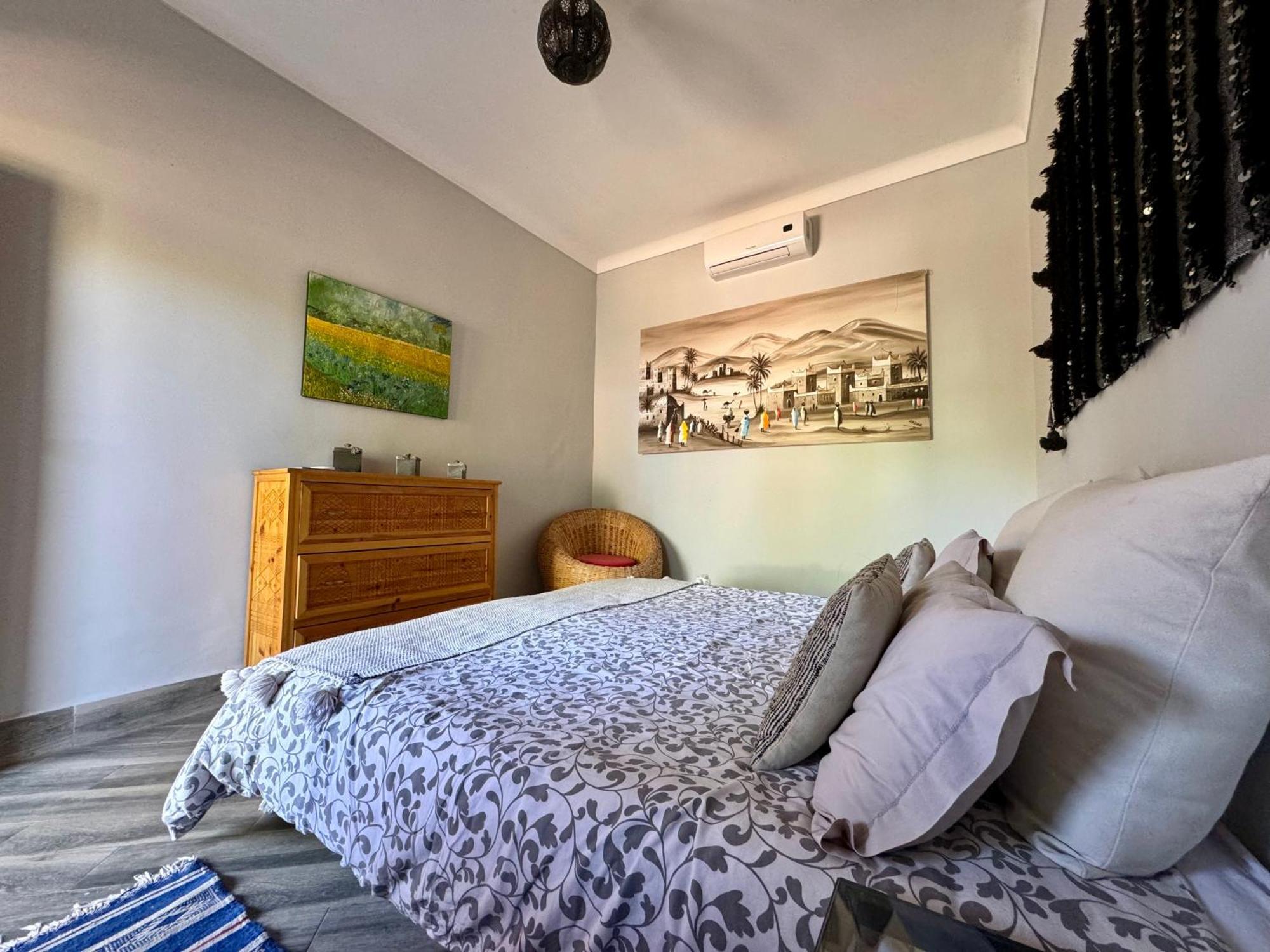 Jenny Lynn Hotel Tazrou Ruang foto
