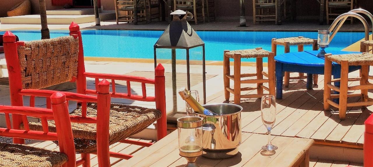 Jenny Lynn Hotel Tazrou Bagian luar foto